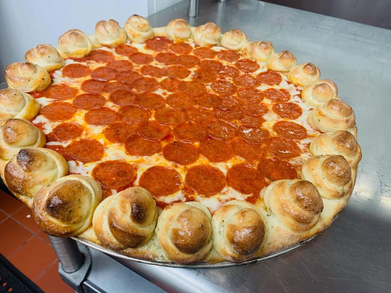 Garlic Knot Pizza